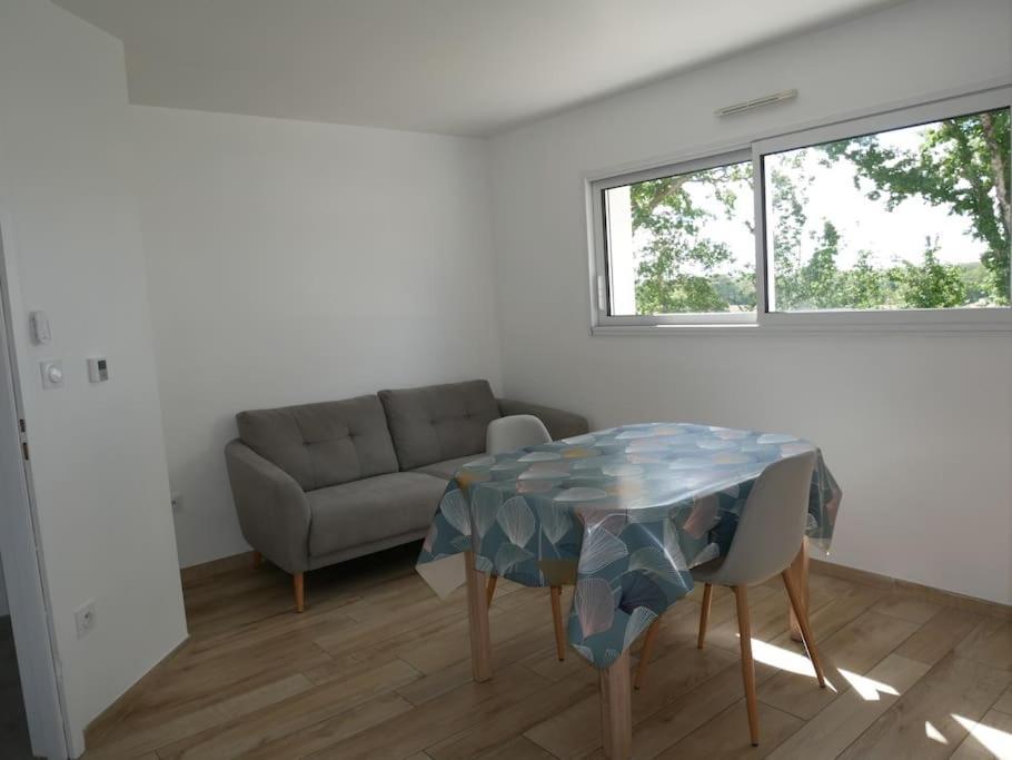 Appt T2 Confortable La Roche-sur-Yon Ngoại thất bức ảnh